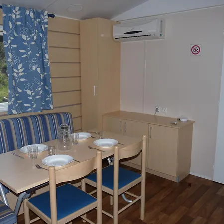 Mobile U Sole Marinu